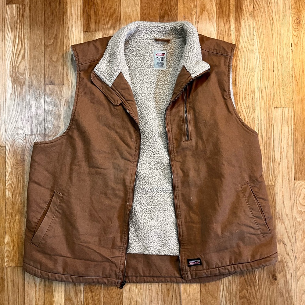 Dickies Men's Brown Fleece-Lined Vest